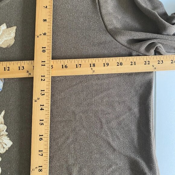 Chicos Womens Size 3 Black Red Animal Print Long Sleeve Top Blouse - Picture 6 of 9